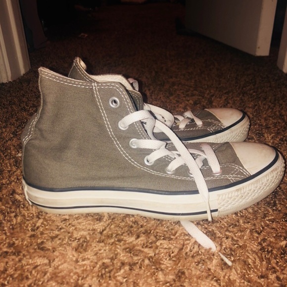 charcoal grey converse high tops